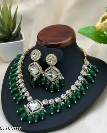 Green Kundan Necklace Set