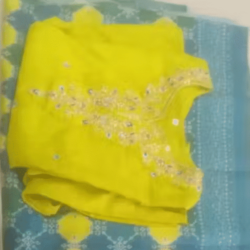 Yellow Embroidered Kurti with Blue Printed Dupatta & Pant Set photo review
